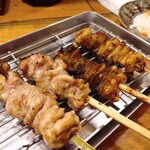 やきとり にしだ場 - 料理写真:お好きな串2本