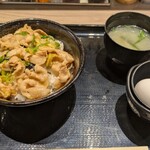伝説のすた丼屋 - 料理写真:すた丼 腹5分目