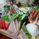 磯料理 一吉 - 刺身板盛り