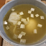아라야시키 - 「潮昆布水つけ麺」（1,250圓）
                      「特製トッピング（鴨、味玉、雲呑）」（500圓）
                      「麺大盛り」（200圓）のつけ汁。
