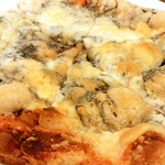 イモキン - もち明太ピザ