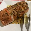 ピアンタ - トマトとモッツアレラチーズの串焼きガーリックトースト(S)　780円