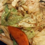 イモキン - 鶏ハラミ野菜炒め