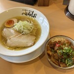 泡系しおとんこつラーメン べらしお - 