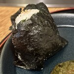 御結び ていねい - ていねいのひと雫(塩むすび)(\250)