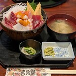 天狗屋 - 海鮮丼♪