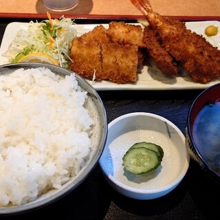 味食道 引田屋_1