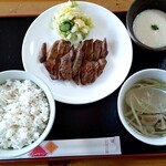 味の牛たん との助 - 料理写真:スペシャル定食 (2,250円・税込)