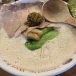 大分ラーメン ヌードルワークス - 料理写真:泡チャーシューらぅめん　1040円