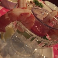 グランド・セントラル・オイスターバー&レストラン 品川店 - カクテルシュリンプ　でかっ