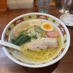はこだて塩らーめん　しなの - 料理写真: