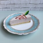 カフェド 巴里苑 - 料理写真:あまおうのレアチーズケーキ