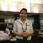 Fuji restaurant - 私?どうぞ写して、それより、おいいしいですか、楽しんで戴いてますか。