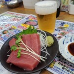 魚庭本店 - 料理写真:天然生まぐろ税込549円