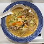 リンガーハット - 料理写真:ピリ辛ちゃんぽん 麺少なめ