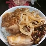 めだかタンタン - 2015.1.26 エビチリ&よだれ鶏　オン・ザ・ライス！