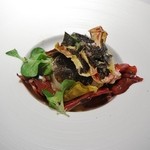 レストラン コバヤシ - フランス産フレッシュ冬トリュフとポーチドエッグのサラダ　栗のソース