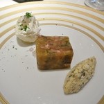 レストラン コバヤシ - 広島県産[純血]猪のテッドドフロマージュ　ズッキーニのコンフィ入り　ポテトサワークリーム　タルタル添え