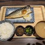 肉豆冨とレモンサワー 大衆食堂 安べゑ - 【2026.2.27(金)】さば塩焼き定食（さば塩焼き＋ご飯＋味噌汁＋漬物＋小鉢）1,060円→960円