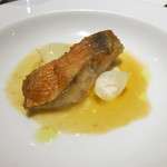オステリア・オリエーラ - 甘鯛ソテー　蟹・海老のソース　聖護院蕪・百合根のクレーマ