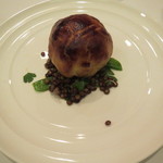 レストラン　エスカリエ - 2013.11/ 4800円のコースのメイン、北海道蝦夷鹿のパテ パイ包み