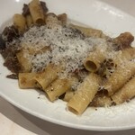 アズーリ - 牛スネ肉のジェノベーゼ