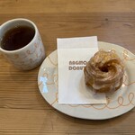 NAGMO DONUTS - 