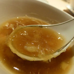 中国飯店 - 蟹肉入りフカヒレスープ