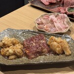 YAKINIKUEN 忍鬨 大阪梅田店 - 