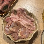 YAKINIKUEN 忍鬨 大阪梅田店 - 