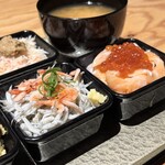 沼津港 サンパチ酒場 - 