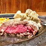 ステーキハウスB＆M - 