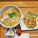 讃岐うどん みやの家 - 料理写真:春のかきあげうどん