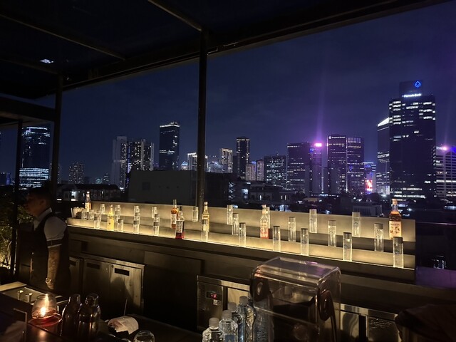 NORU Rooftop Lounge Jakarta - ジャカルタ/バー | 食べログ