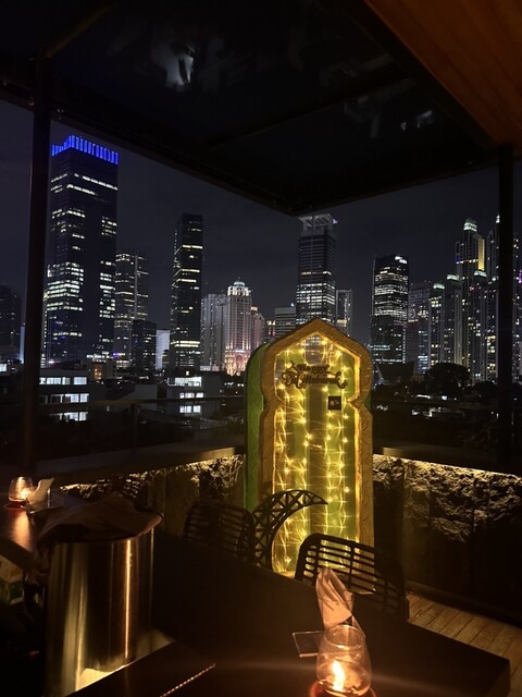 NORU Rooftop Lounge Jakarta - ジャカルタ/バー | 食べログ