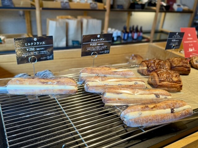 ブーランジェリー コロン 本店 （boulangerie coron） - バスセンター