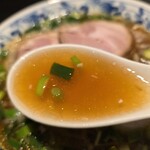 中華蕎麦 あす真 - スープ