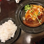 御馳走オムライス館 ネコ目 - 