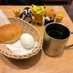 コメダ珈琲店 - 料理写真:アイスコーヒー560円(税込)+モーニングサービス(無料)