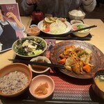 大戸屋 - 料理写真: