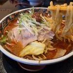 久月 - 旨辛味噌(トッピング：低温レアチャーシュー)2