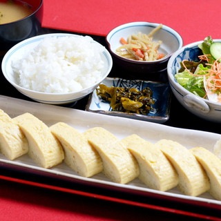 お得なランチカード好評発売中♪