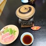 望山亭 ことぶき - セルフの小鍋。温泉宿の定番ですね