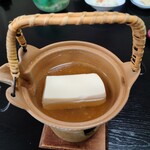 望山亭 ことぶき - 湯豆腐を毎朝食べると長生きできそうな気がします！