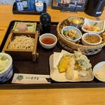 生そば あずま - 料理写真: