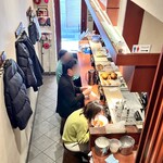 劉家荘 - 1Fはカウンター席