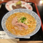 牛たん焼き 仙台辺見 - 料理写真:ハーフ上タン焼きとピリ辛胡麻味噌たんしゃぶラーメン(1,770円)