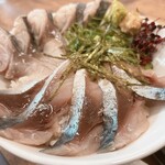 さば料理専門店 SABAR+ - とろさばの刺身丼 1,380円、スープセット +380円