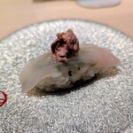 江戸湾直送 回転 東京すし街道by ITAMAE SUSHI - 兵庫産 活かわはぎ肝乗せ