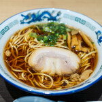 小谷サービスエリア(下り線) スナックコーナー・フードコート - 尾道ラーメン 960円